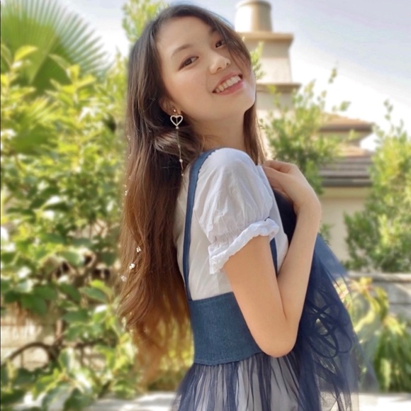 elaine_hong